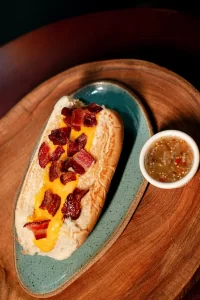 Hot-Dog Cheddar e Bacon